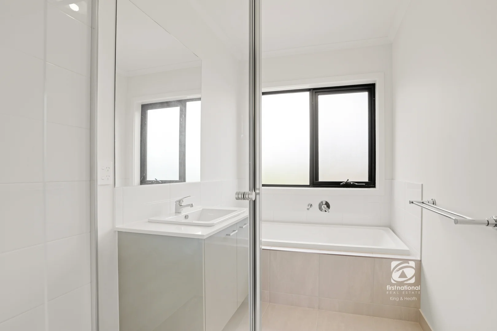 Additional image 10 of 61 Lakeview Drive, Lakes Entrance VIC 3909