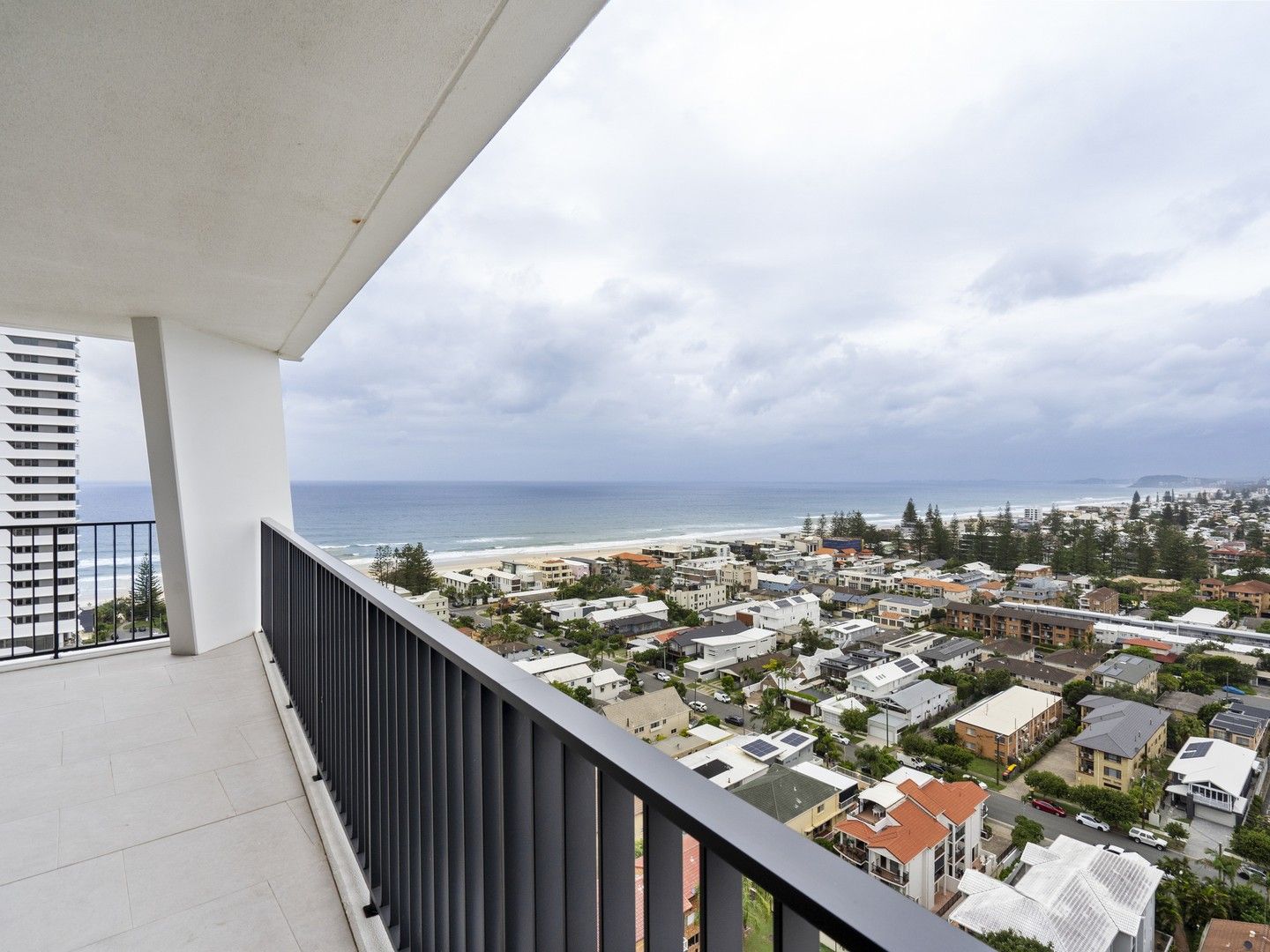 3 bedrooms Apartment / Unit / Flat in 1704/43 Peerless Avenue MERMAID BEACH QLD, 4218