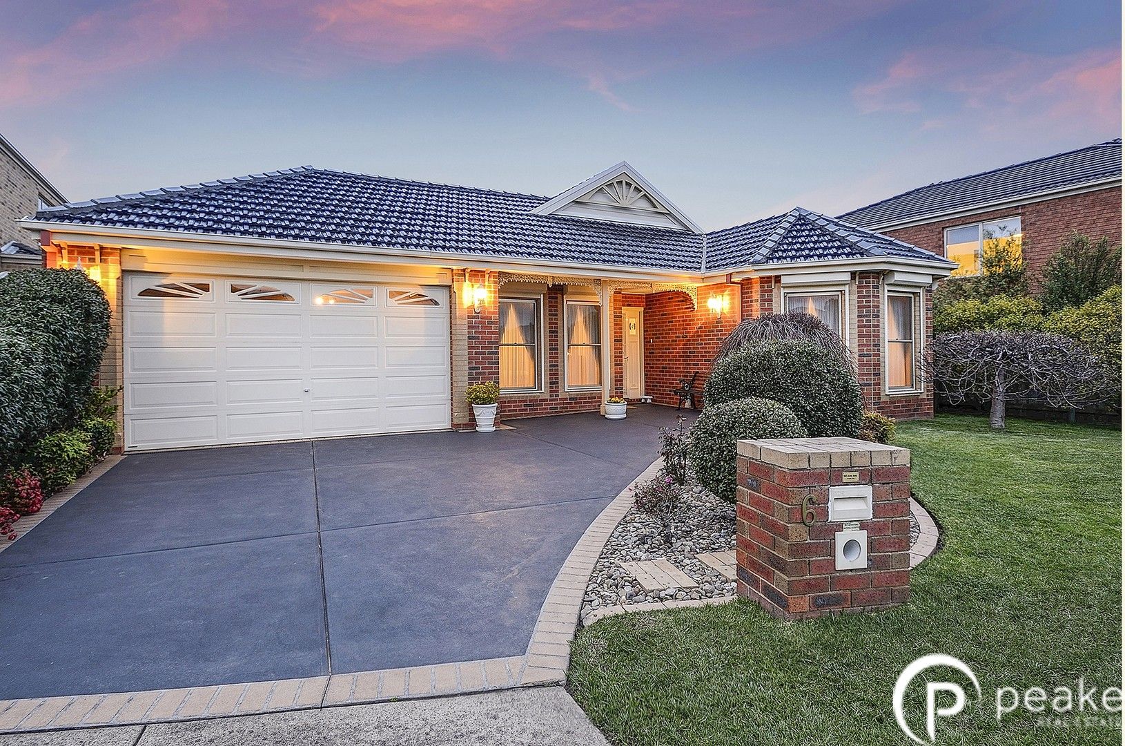 3 bedrooms House in 6 Aitken Court BERWICK VIC, 3806