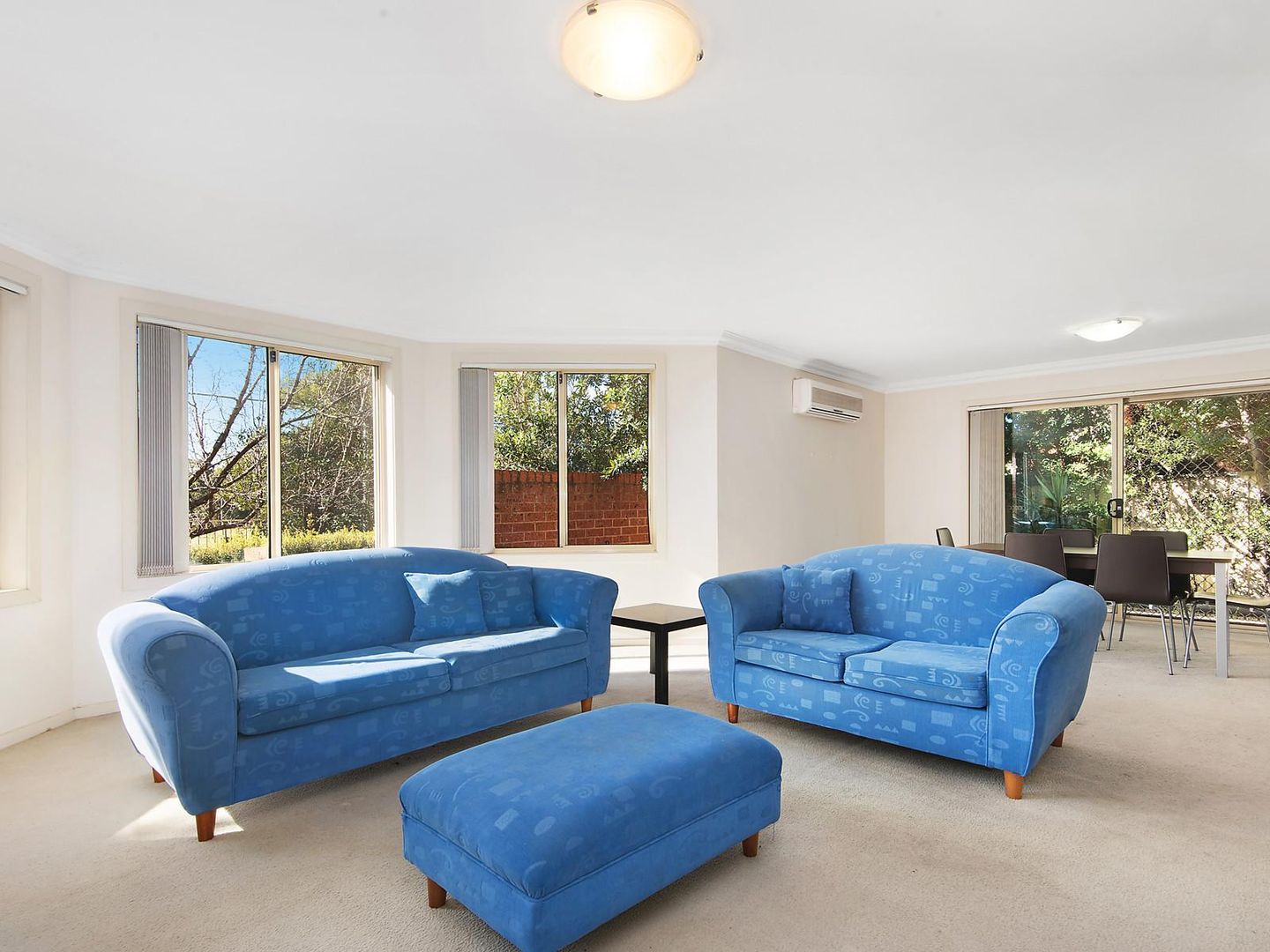 8/616 The Horsley Drive, Smithfield NSW 2164, Image 2