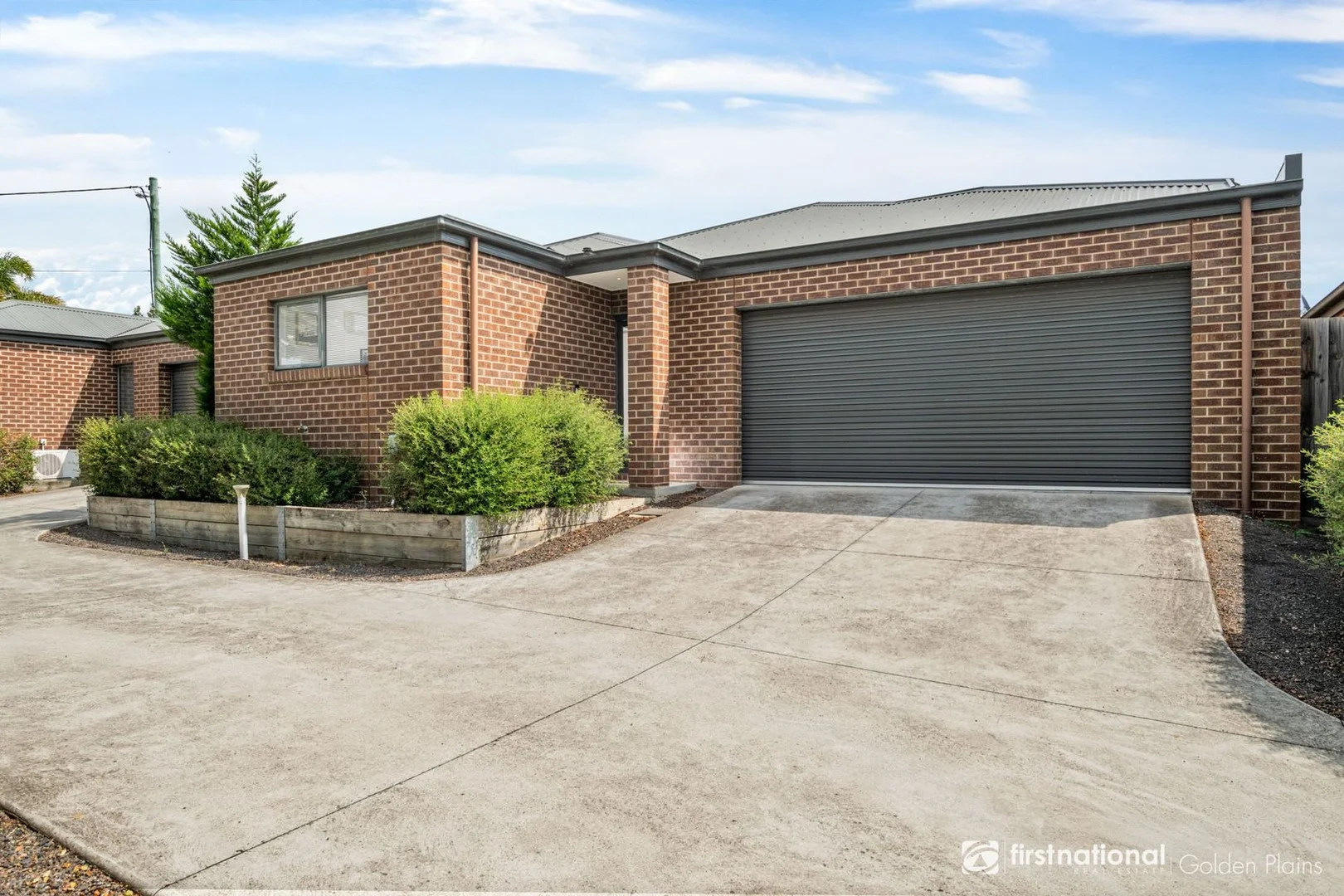 2/34 Weeroona Avenue, Hamlyn Heights VIC 3215