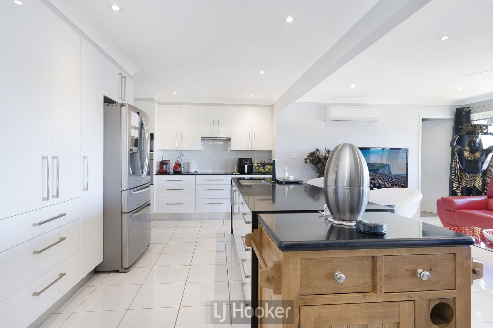 42 Alkrington Avenue, Fishing Point NSW 2283, Image 2