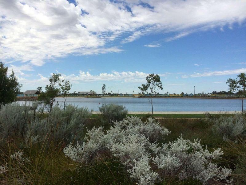 4 bedrooms House in 15 Pegus Meander SOUTH YUNDERUP WA, 6208