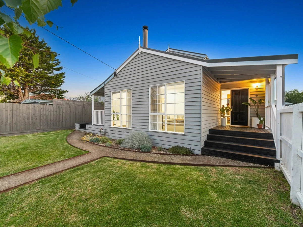 4 Hamilton Street, Safety Beach VIC 3936