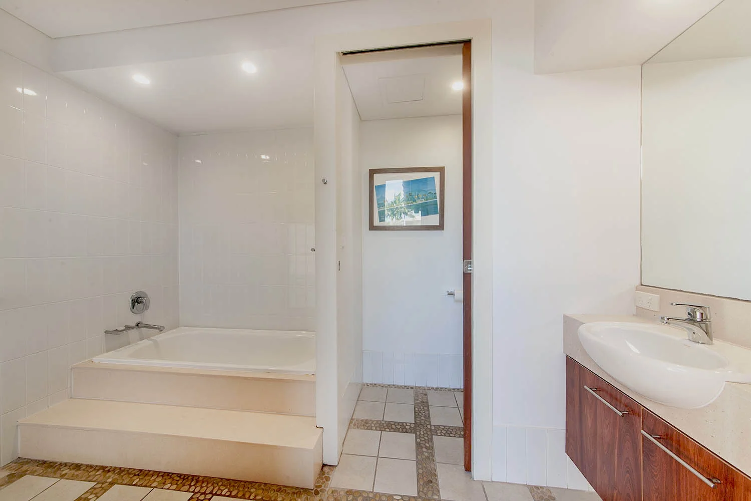 Additional image 13 of 8/4 OCEAN BEACH DRIVE, Agnes Water QLD 4677