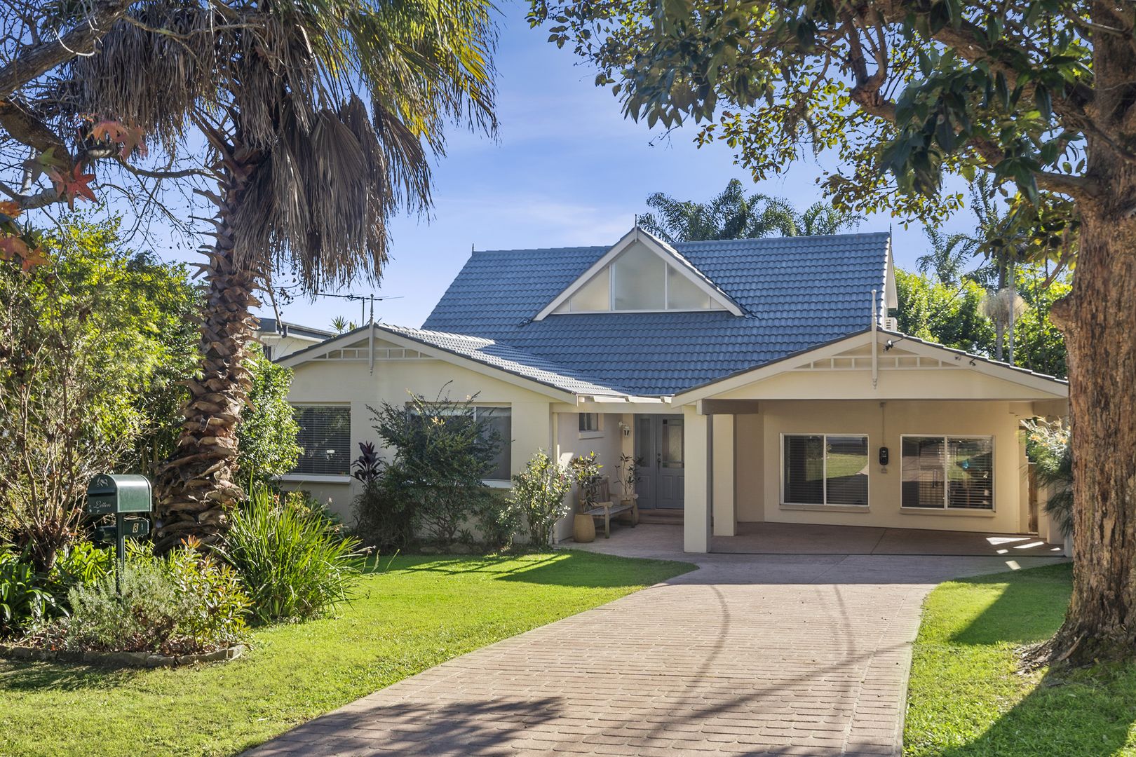 8 Coreen Avenue, Terrey Hills Property History & Address Research