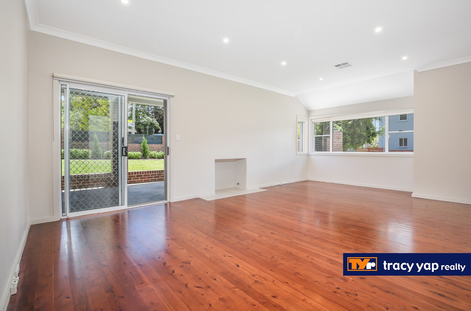 31 Kings Road, Denistone East NSW 2112, Image 1