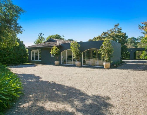 1 Irvine Avenue, Mount Martha VIC 3934