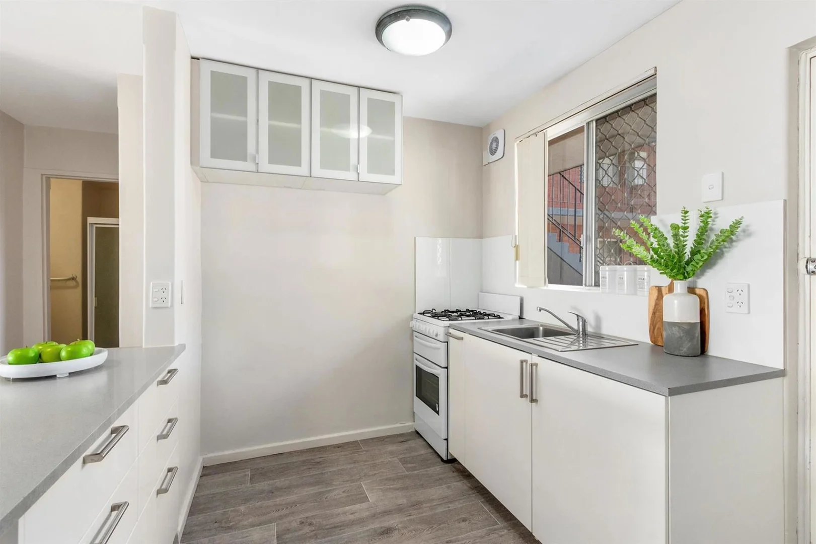 Additional image 3 of 9/6 York Street, Inglewood WA 6052