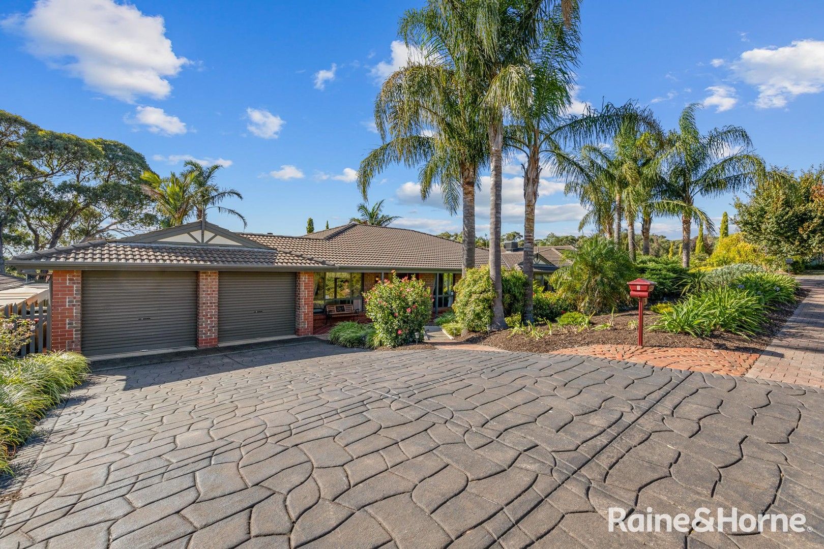 5 Coronet Avenue, Woodcroft SA 5162, Image 0