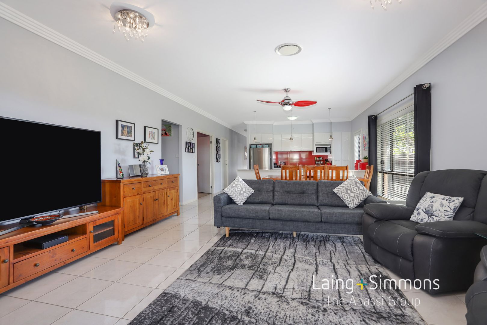 41 Water Gum Drive, Jordan Springs NSW 2747, Image 2