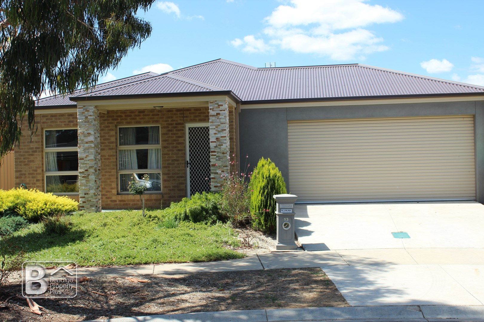 13 Edgewater Close, Eaglehawk VIC 3556, Image 0