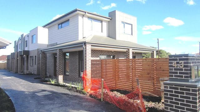 2 bedrooms House in 2/43 Anselm Grove GLENROY VIC, 3046