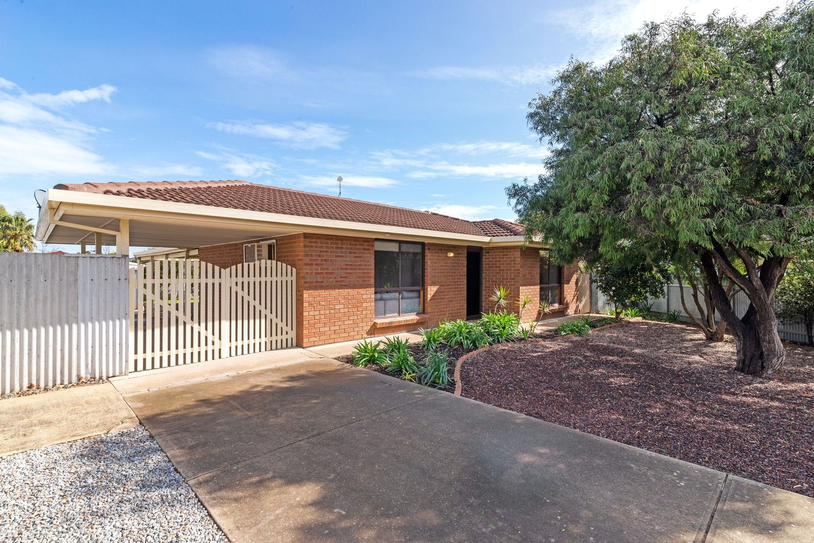 4 bedrooms House in 27 Addison Street ALDINGA BEACH SA, 5173