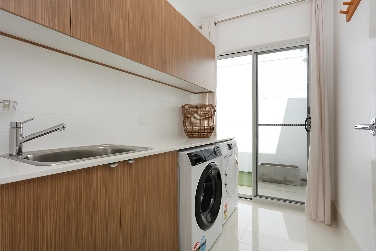 Additional image 7 of 1065 Lakeview Terrace, Benowa QLD 4217