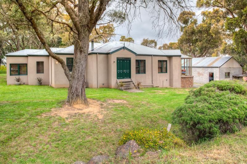 71 Graham Road, CRESWICK VIC 3363, Image 0