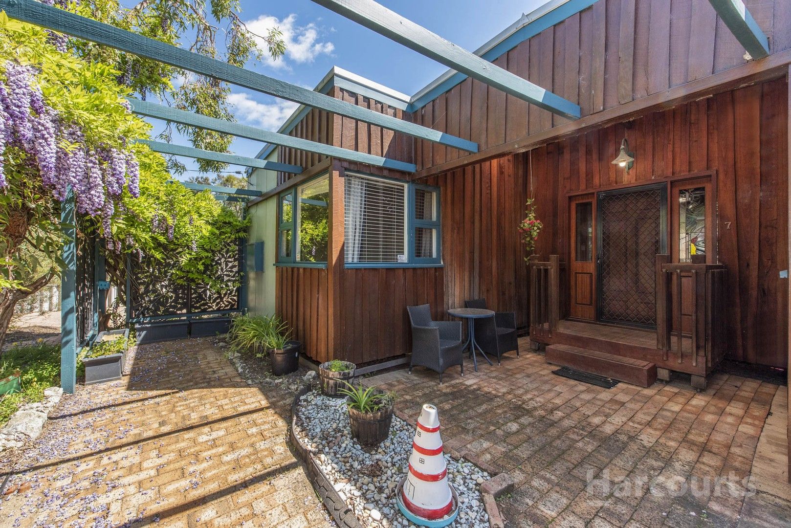 2 bedrooms House in 7 Menzies Street DAWESVILLE WA, 6211