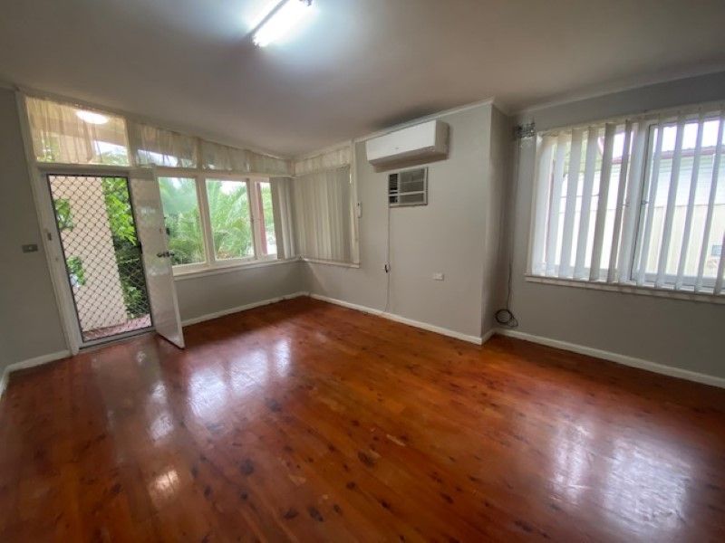 3 bedrooms House in 24 Karoola Street BUSBY NSW, 2168