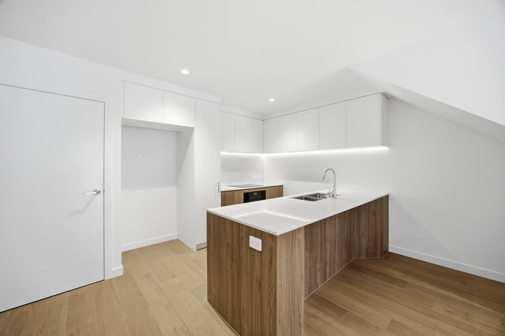 Additional image 3 of 23/56 Kingloch Parade, Wantirna VIC 3152