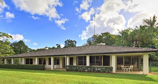 59 Mark Way, Mudgeeraba QLD 4213