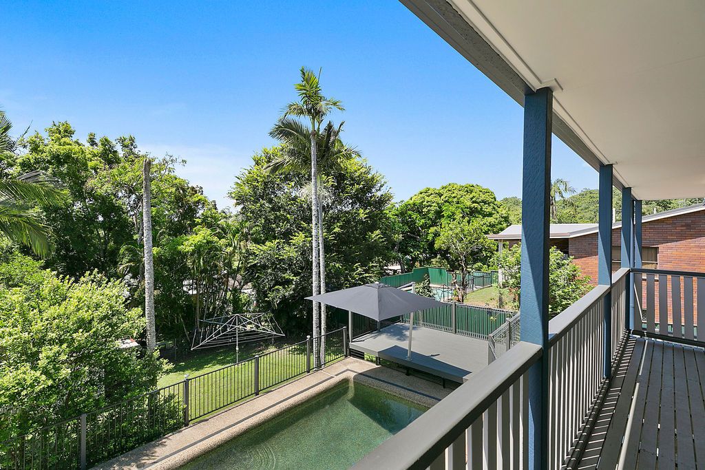 27 Murray Crescent, Nambour QLD 4560, Image 2