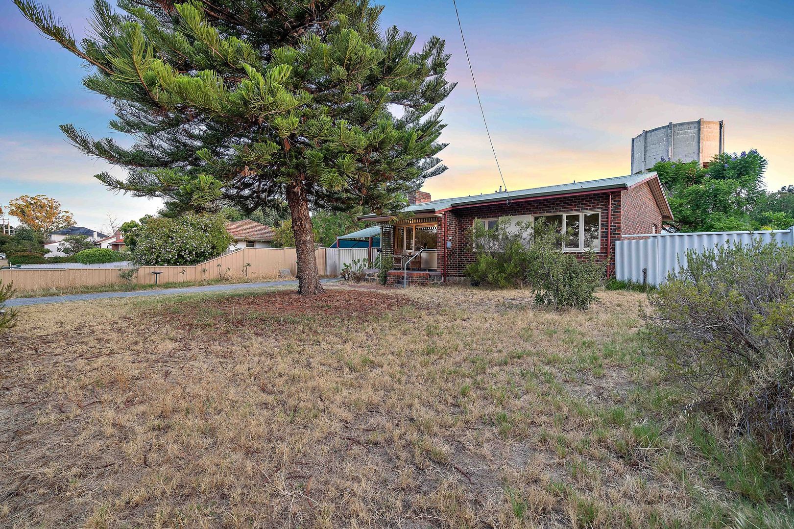 25 Counsel Road, Coolbellup WA 6163, Image 1