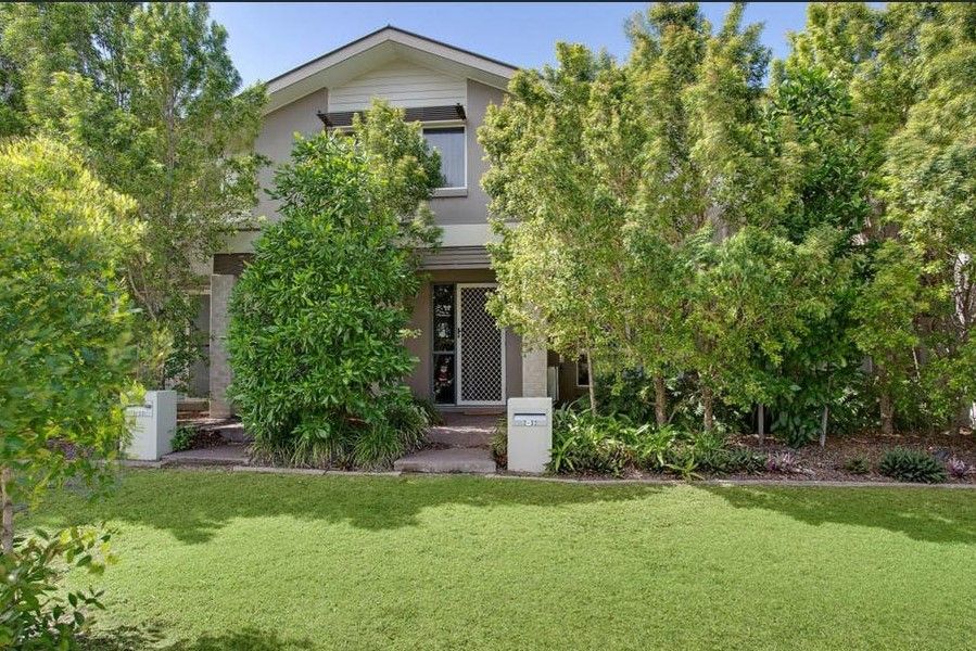 3 bedrooms Townhouse in 2/32 Beaumont Drive PIMPAMA QLD, 4209