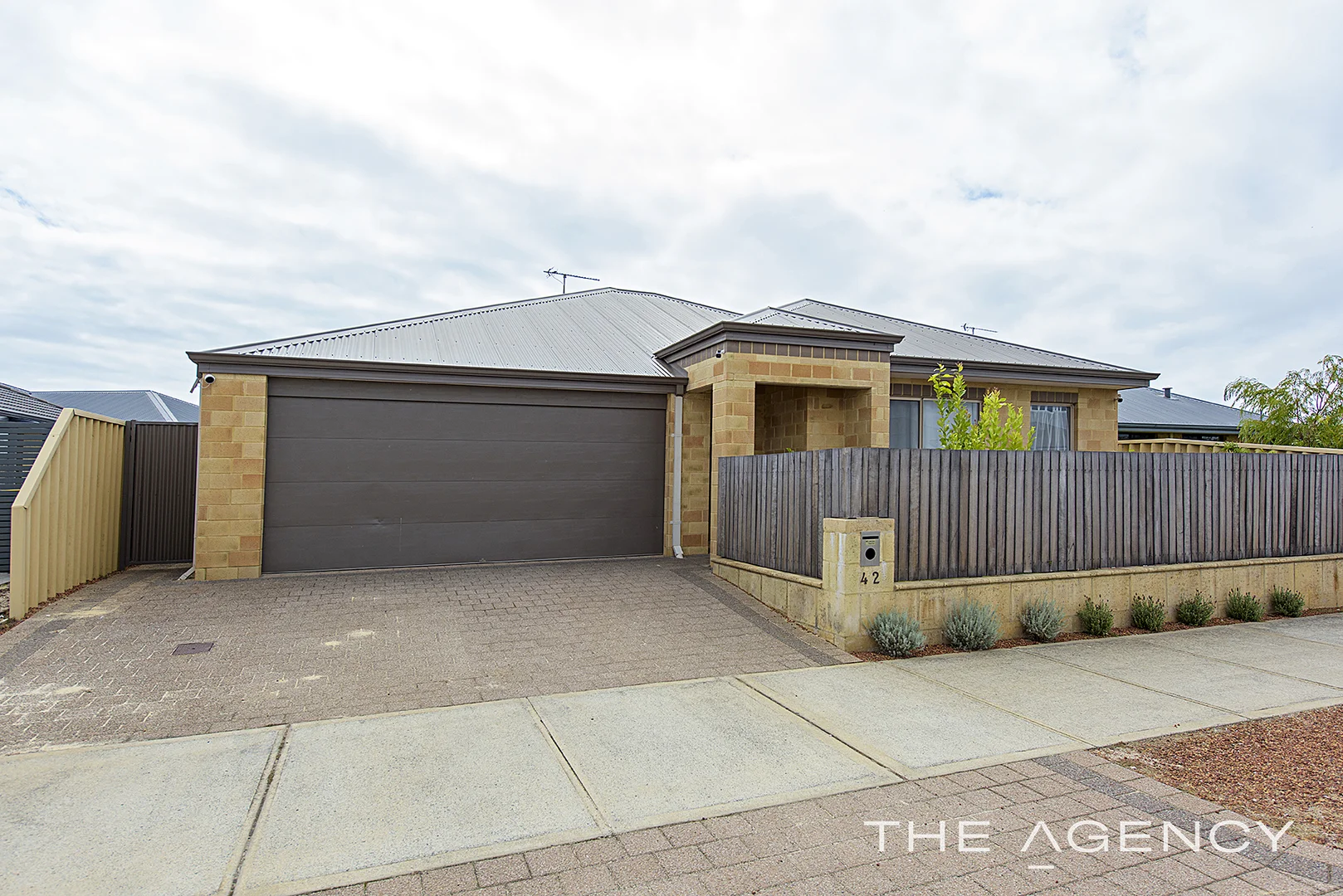 Primary image of 42 Gigondas Street, Yalyalup WA 6280