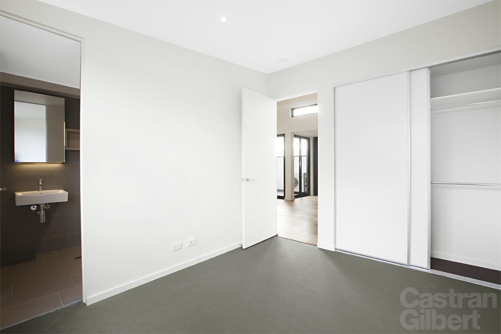 201/23 Maverston Street, Glen Iris VIC 3146, Image 2