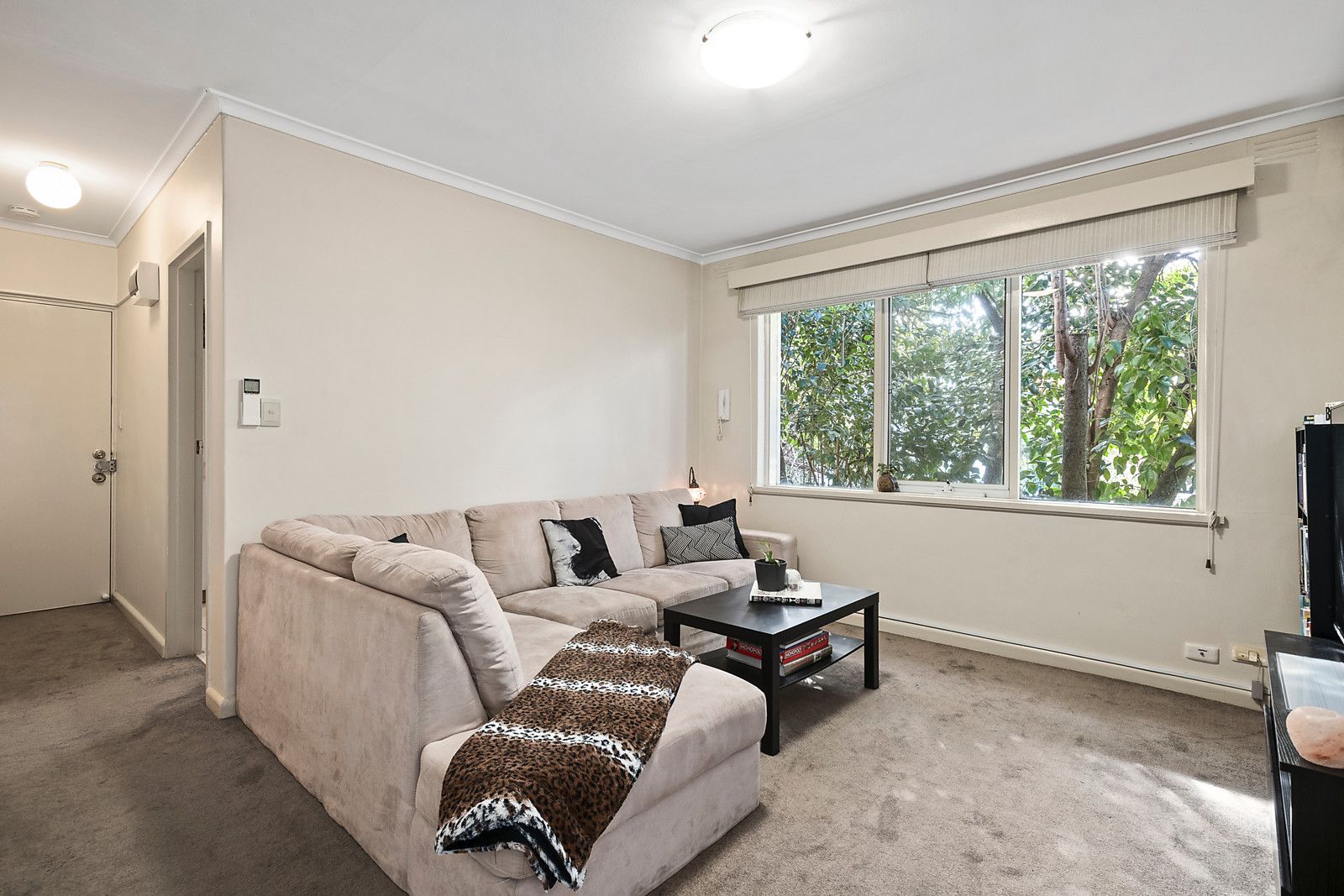 9/12 Auburn Grove, Hawthorn East VIC 3123, Image 2