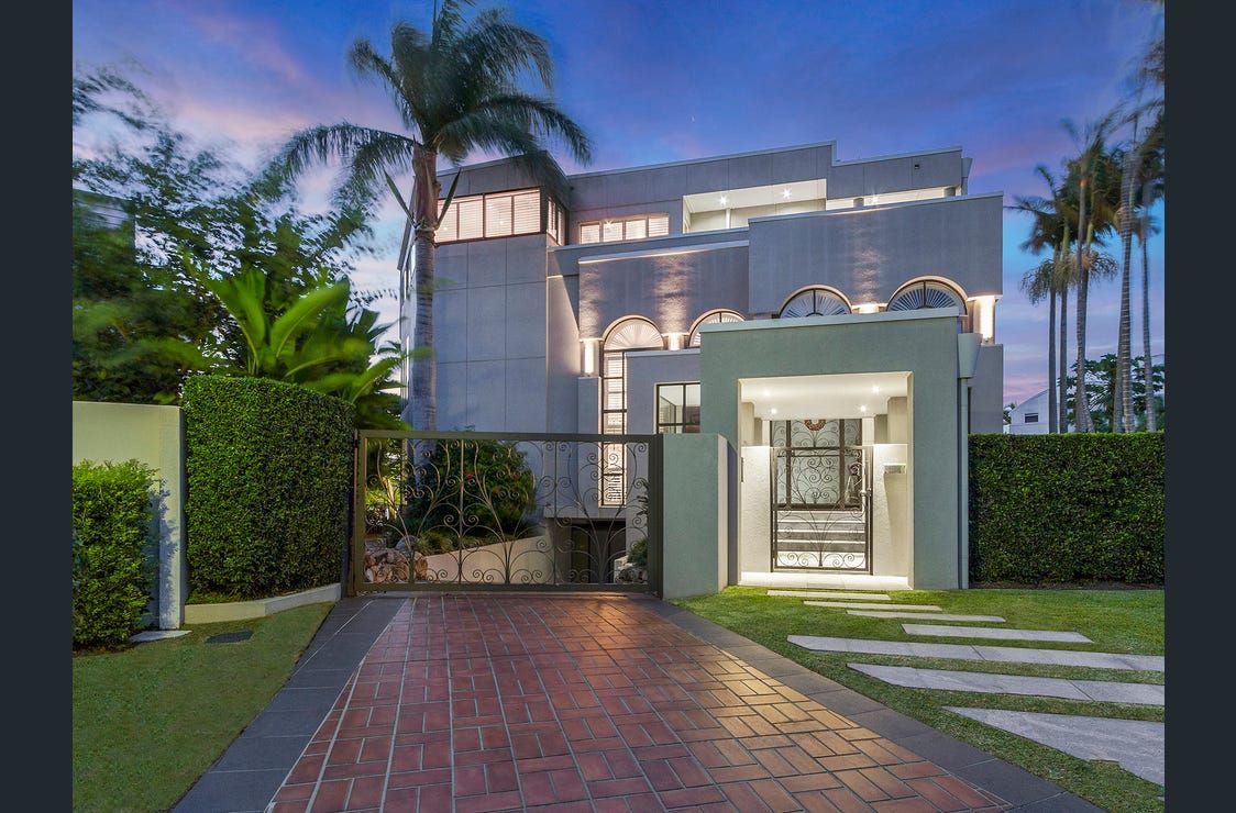 48 Brittanic Crescent, Sovereign Islands QLD 4216 Domain