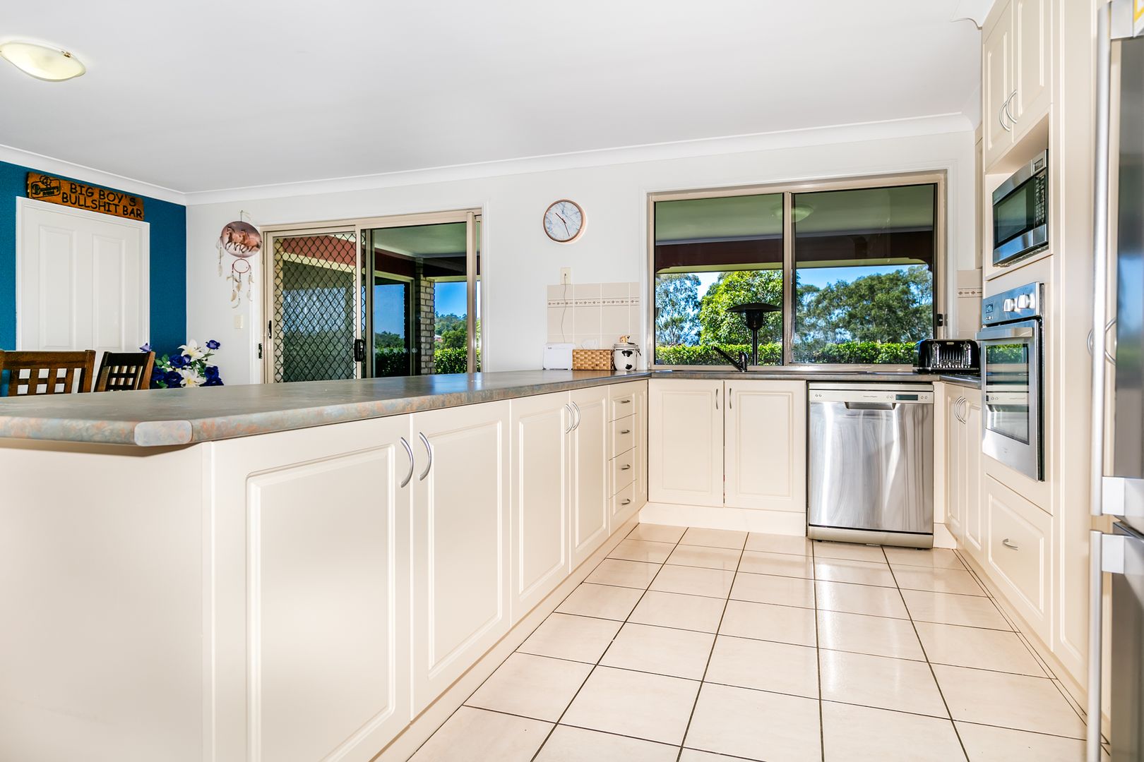 1-3 Scarborough Court, Mundoolun QLD 4285, Image 2