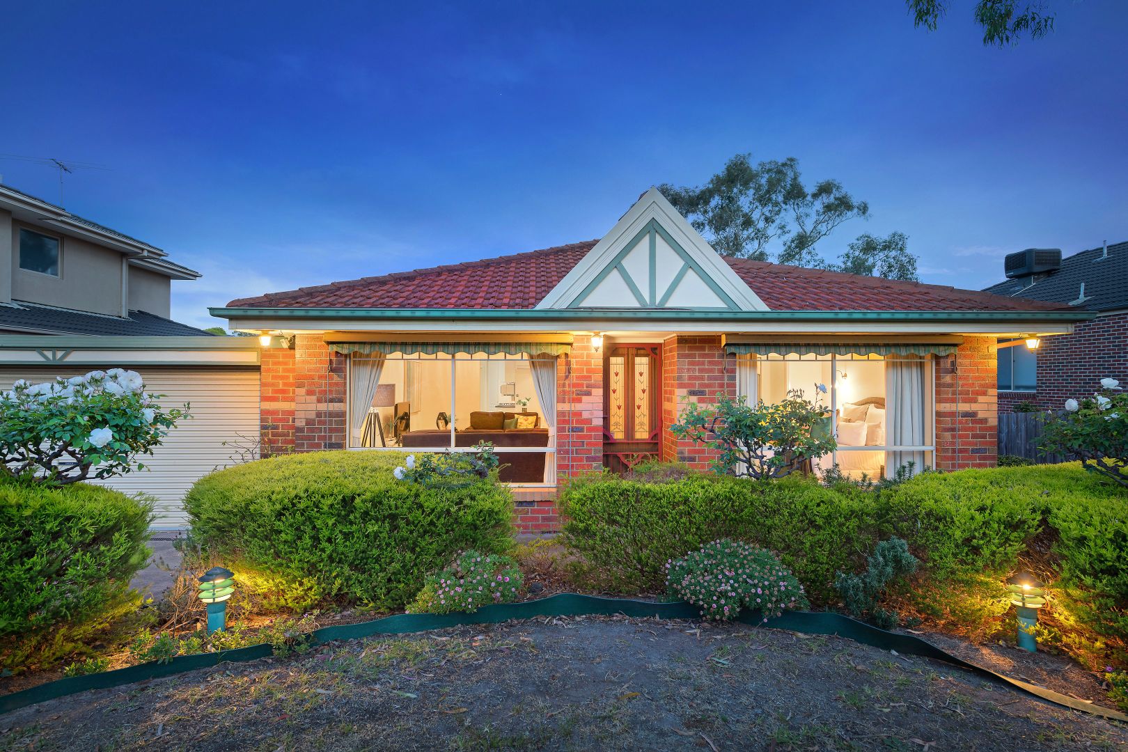 1/26 Bales Street, Mount Waverley Property History & Address Research