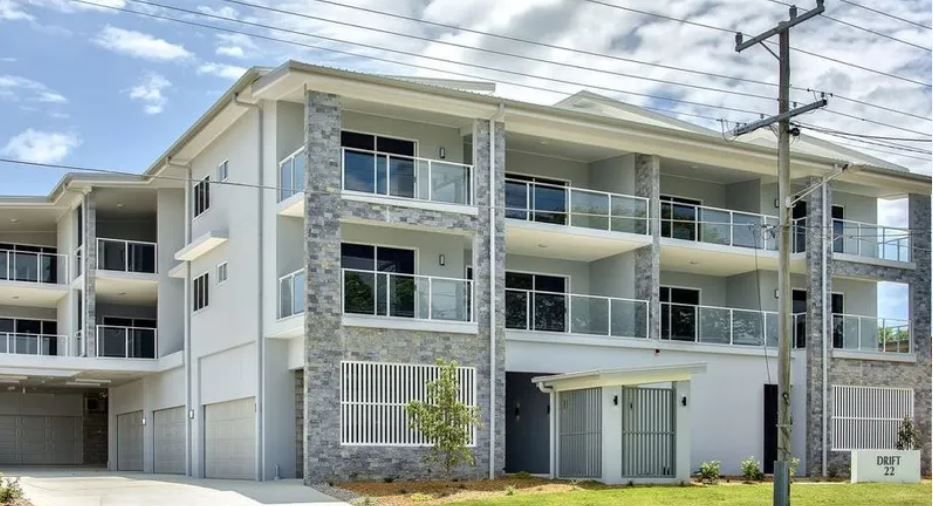 3 bedrooms Apartment / Unit / Flat in  WOODY POINT QLD, 4019