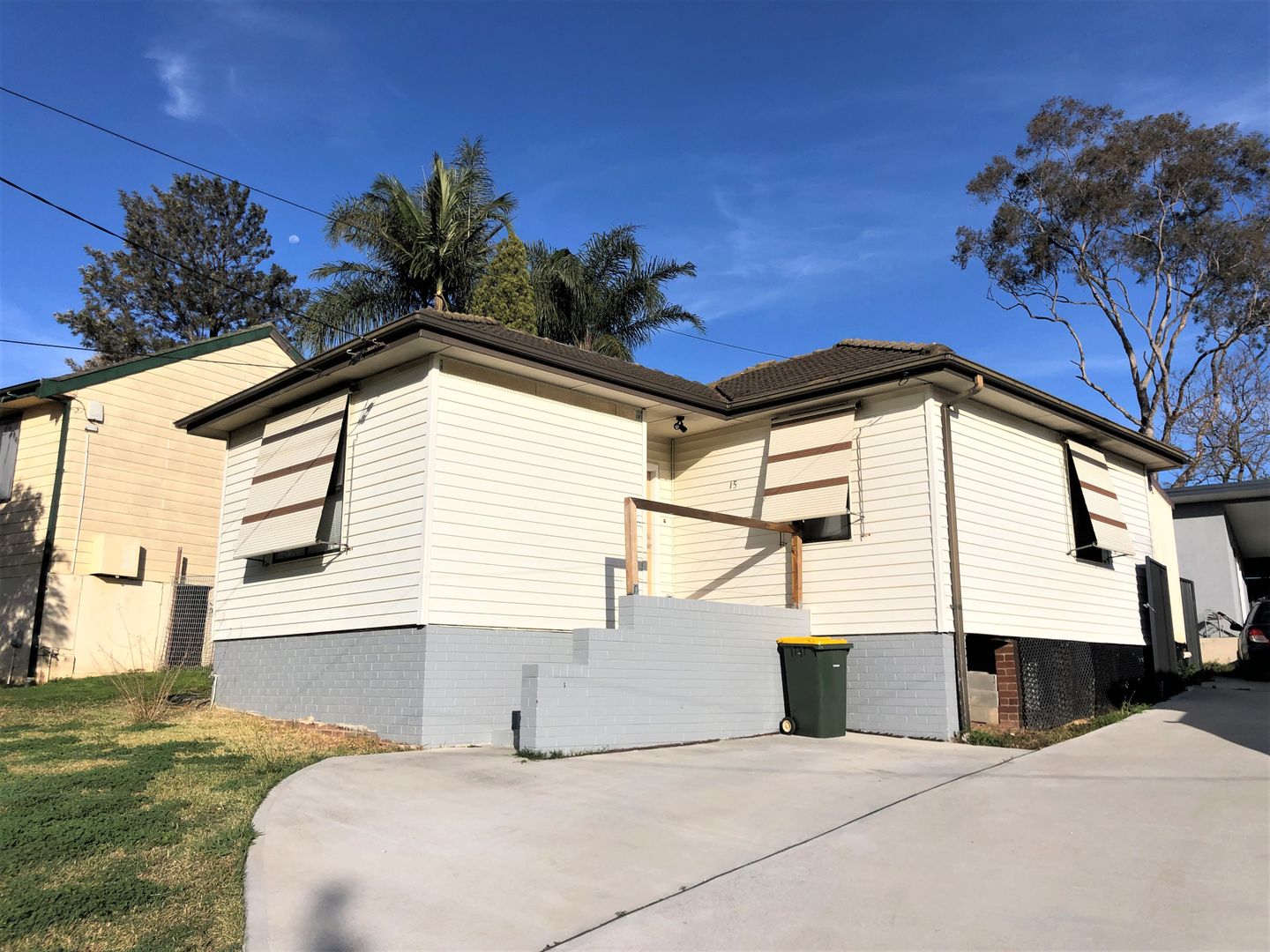 15 Dawn Drive, Seven Hills NSW 2147 House For Rent 415 Domain