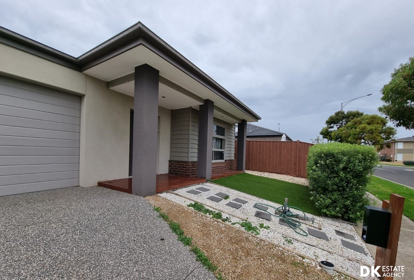 4 bedrooms House in 15 Anglers Ave POINT COOK VIC, 3030