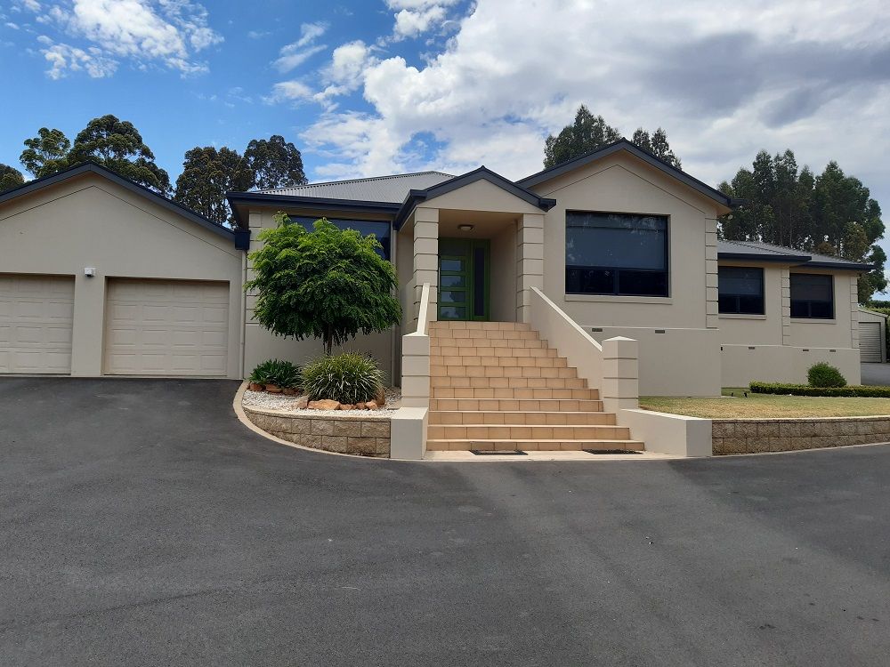 4 Fairway Court, Worrolong SA 5291, Image 1