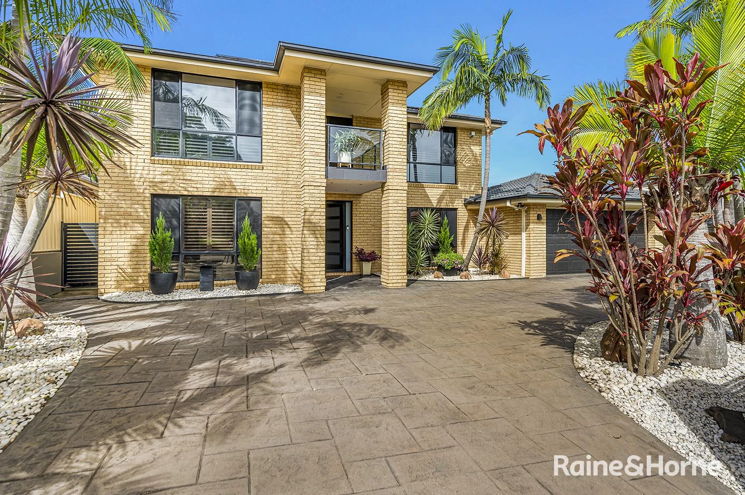 6 Heron Place, Belmont NSW 2280