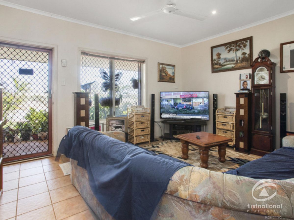 8E Lathwell Close, Nickol WA 6714, Image 1