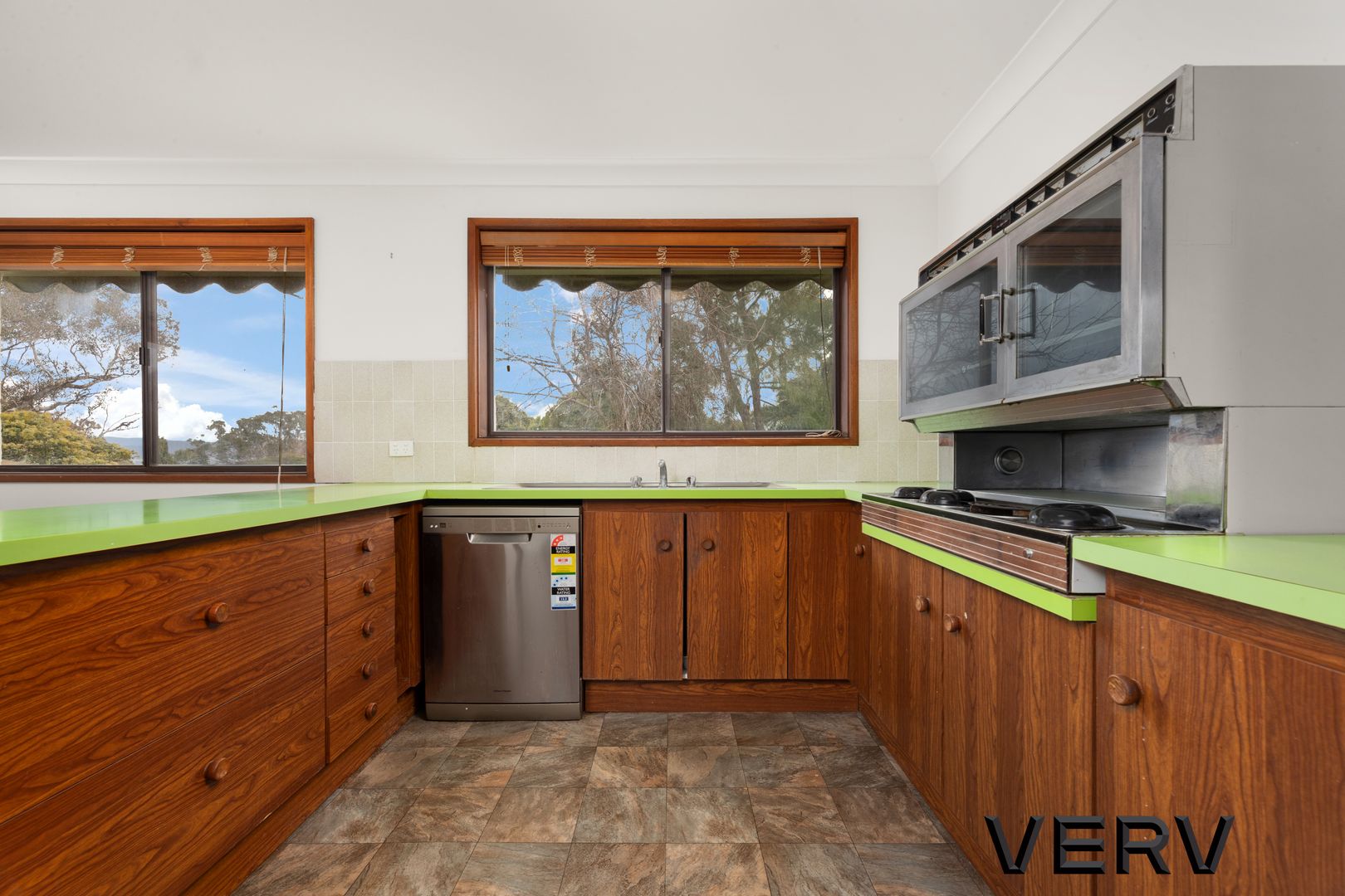 26 Garrad Court, Charnwood ACT 2615, Image 1