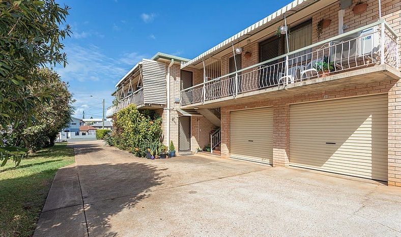 2 bedrooms Apartment / Unit / Flat in 5/137 Prince Edward Parade SCARBOROUGH QLD, 4020