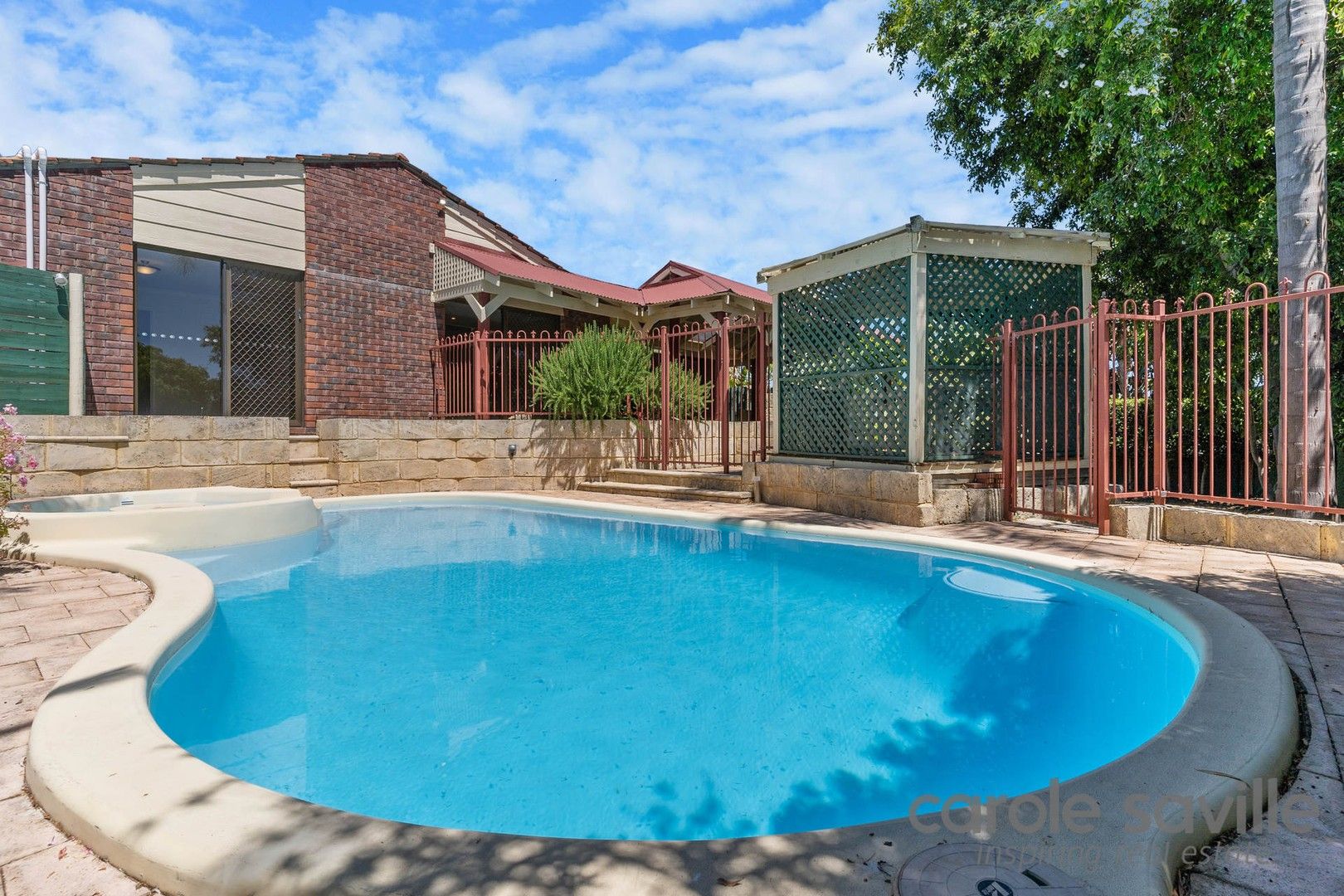 4 bedrooms House in 3 Moss Court KINGSLEY WA, 6026