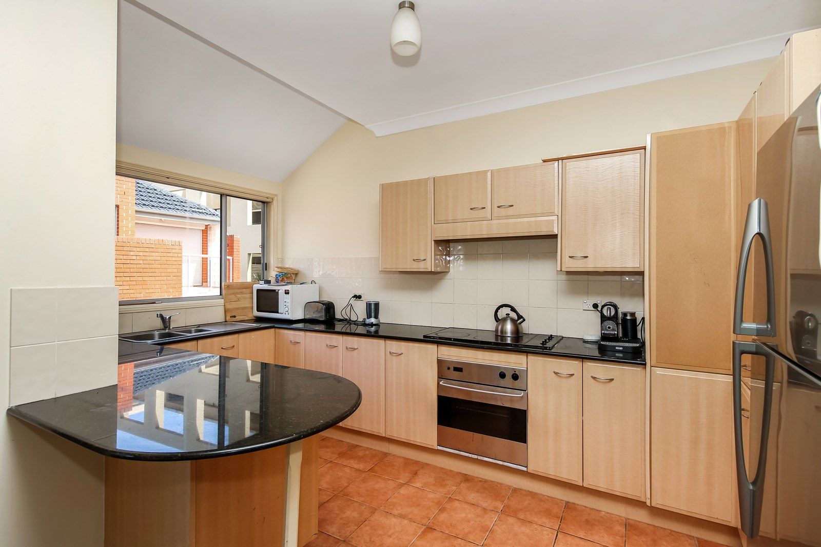 3/1A Parry Street, Cooks Hill NSW 2300, Image 2