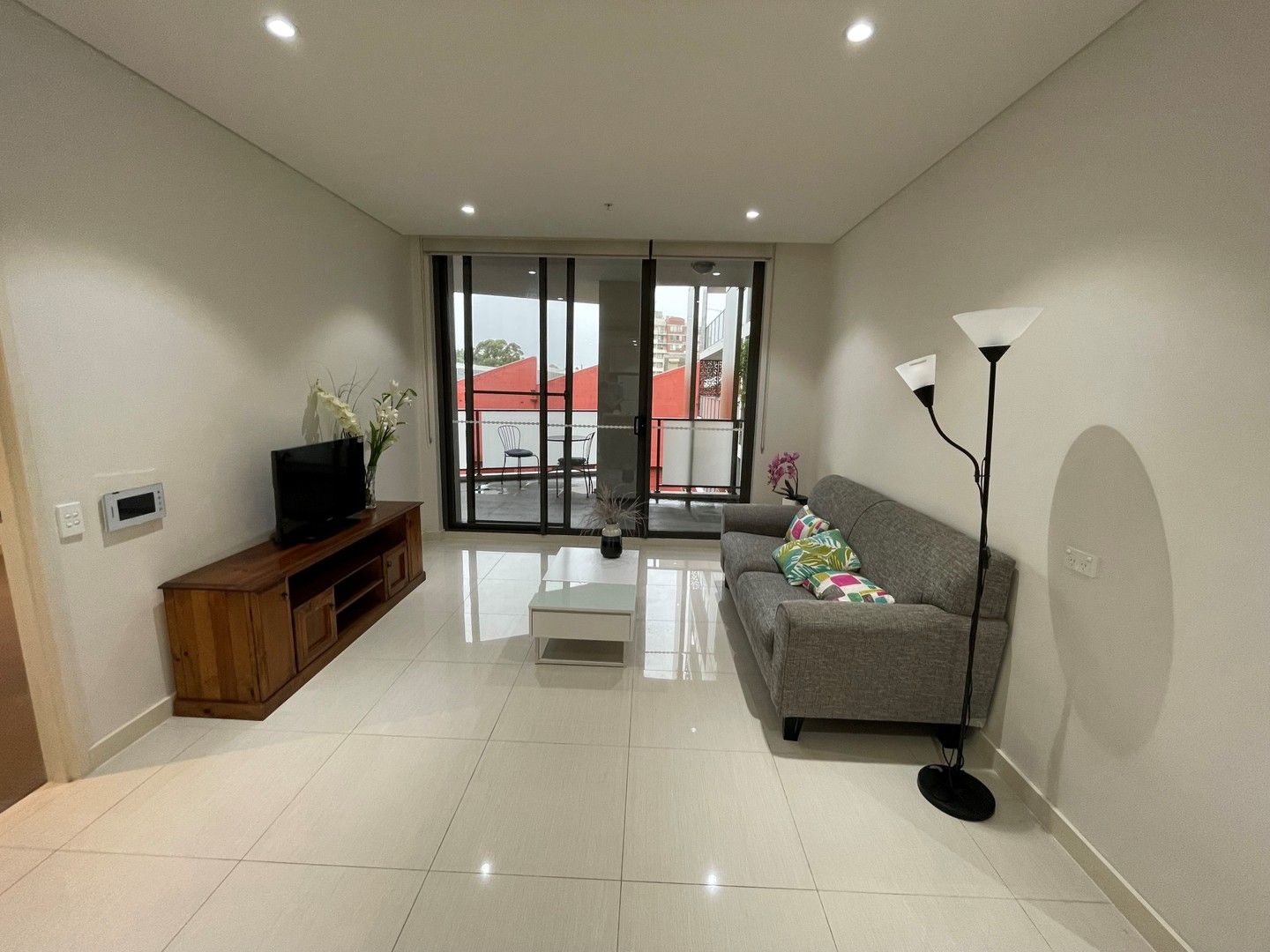 2 bedrooms Apartment / Unit / Flat in 439/4 Nipper Street HOMEBUSH NSW, 2140