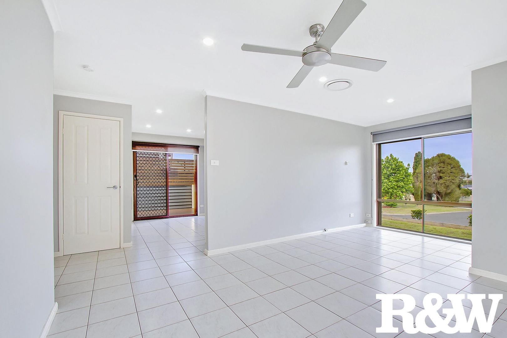 70 Coowarra Drive, St Clair NSW 2759, Image 1