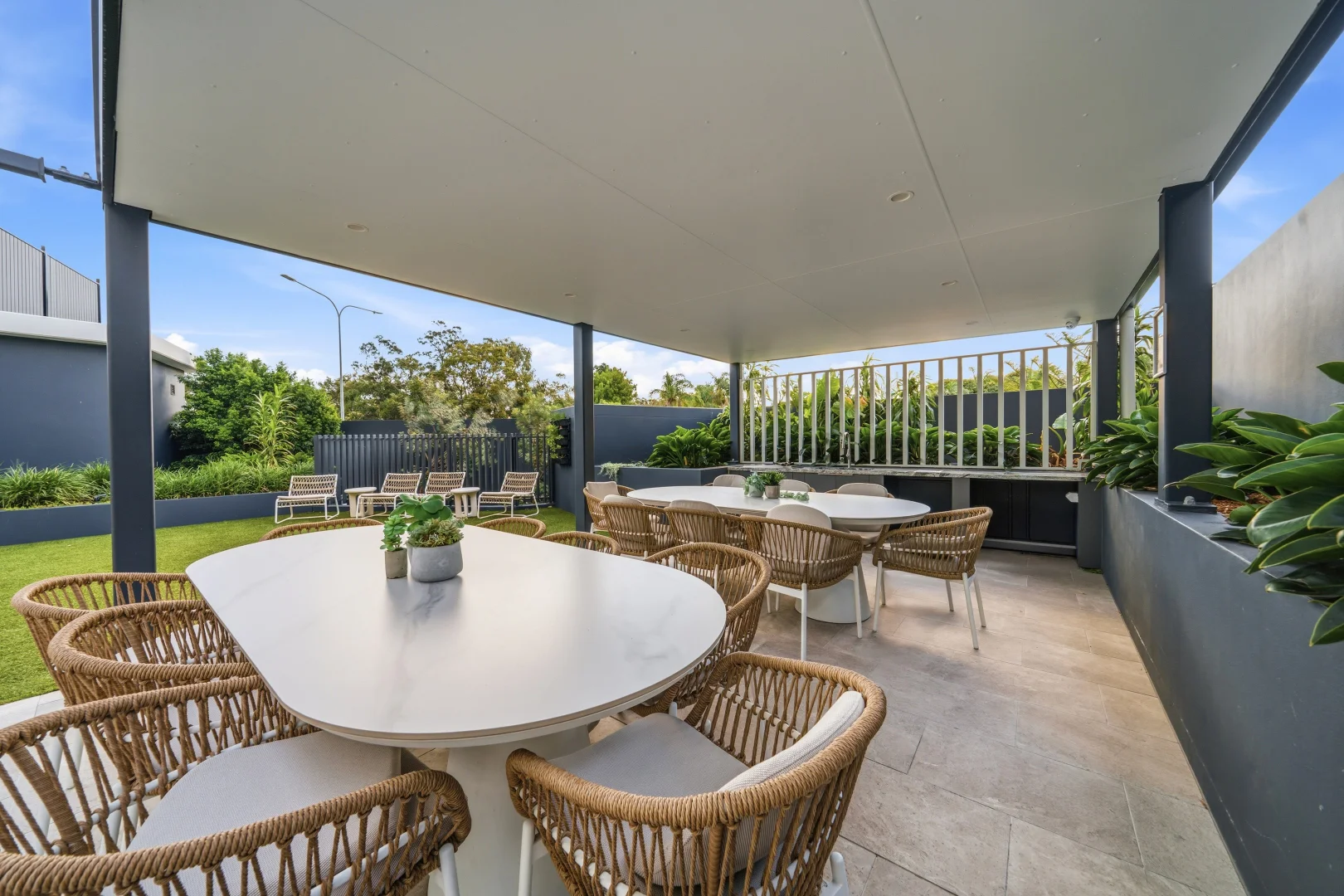 Additional image 29 of 1907/180 Marine Parade, Labrador QLD 4215