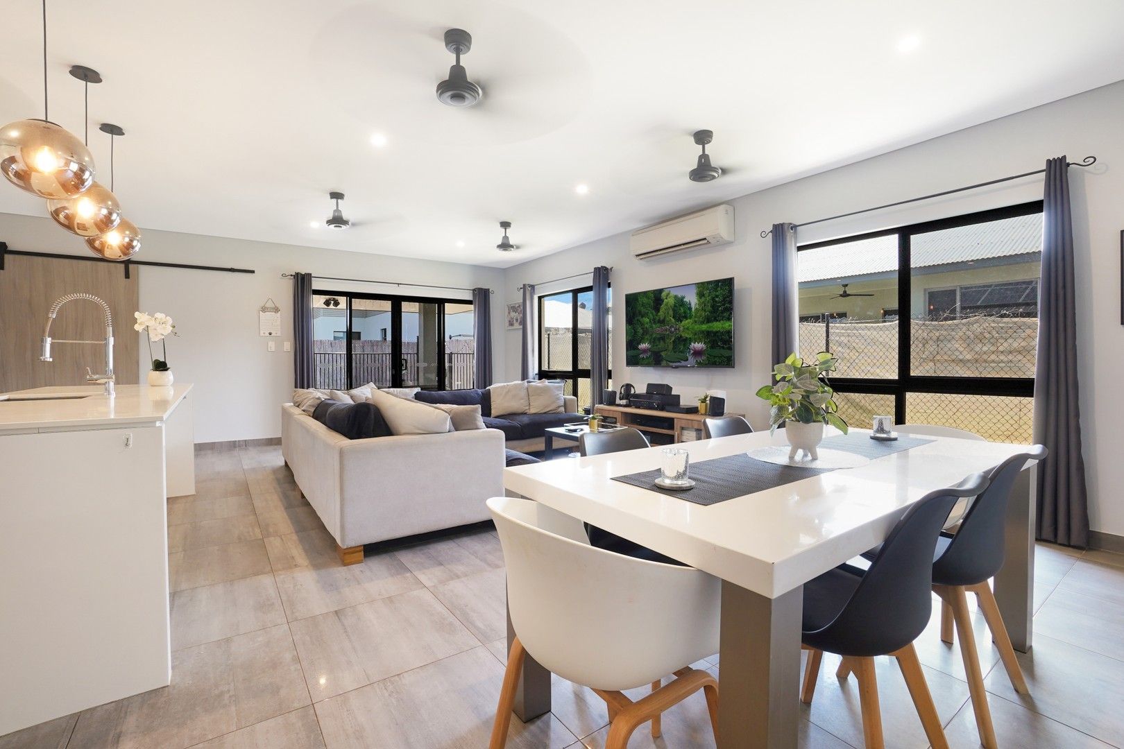 4 bedrooms House in 18 Mcgregor Court ZUCCOLI NT, 0832