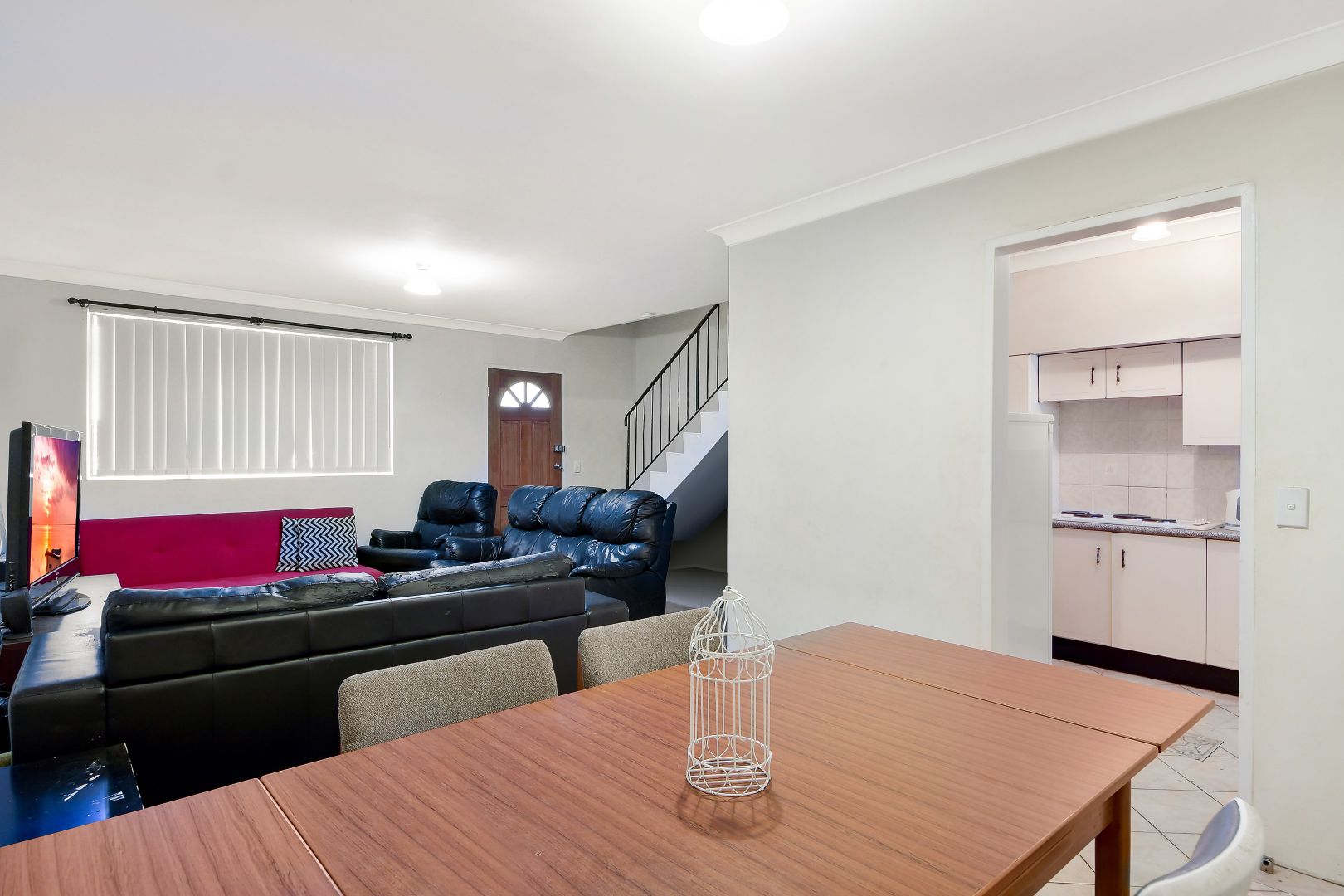 16/9-13 Surrey Street, Minto NSW 2566, Image 2