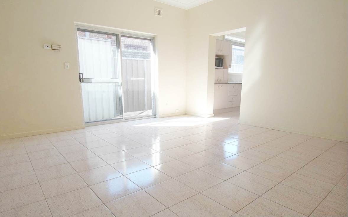 3 bedrooms Apartment / Unit / Flat in 98 Parramatta Rd HOMEBUSH NSW, 2140