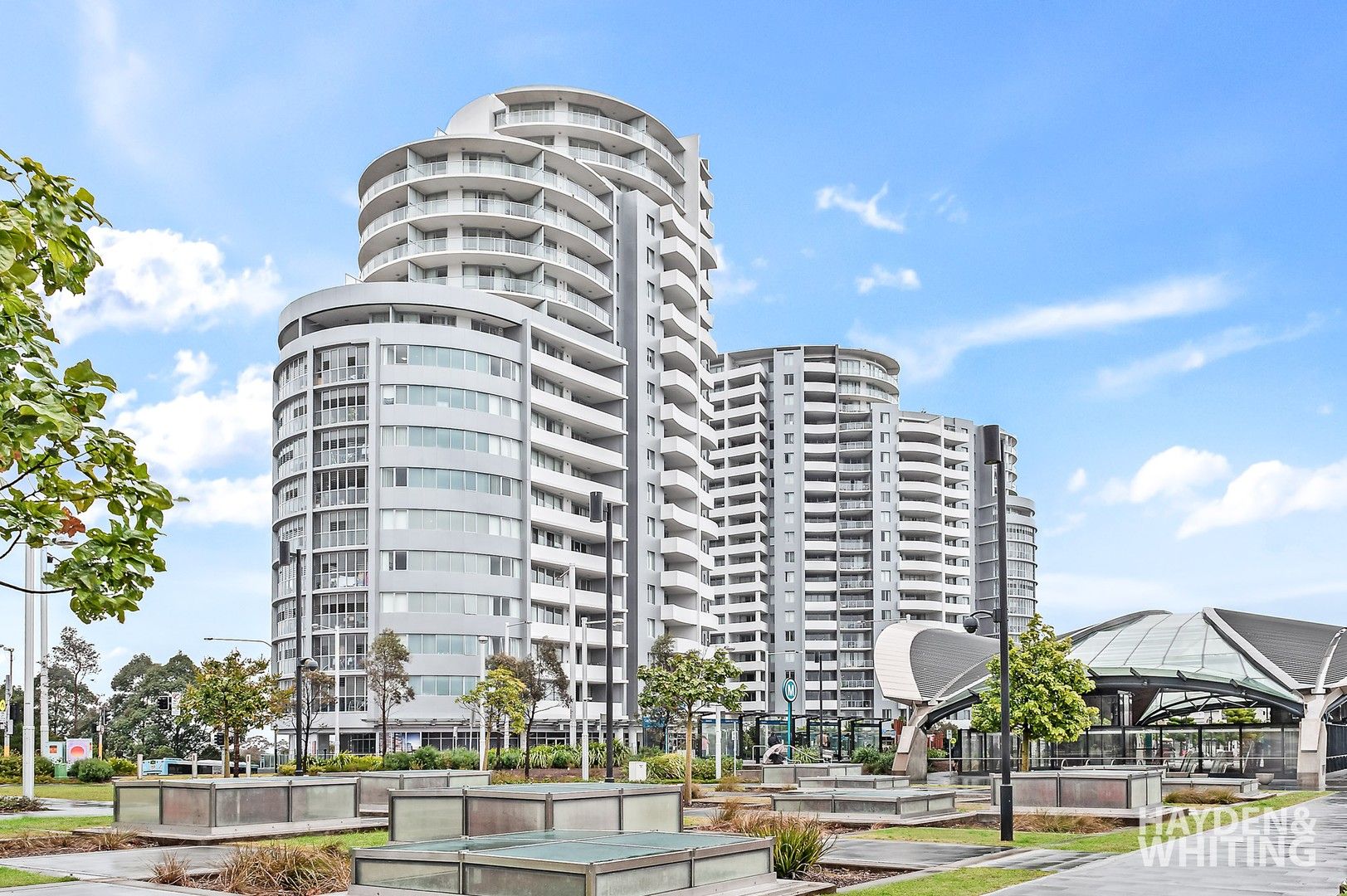 1 bedrooms Apartment / Unit / Flat in 909/299 Old Northern Road CASTLE HILL NSW, 2154